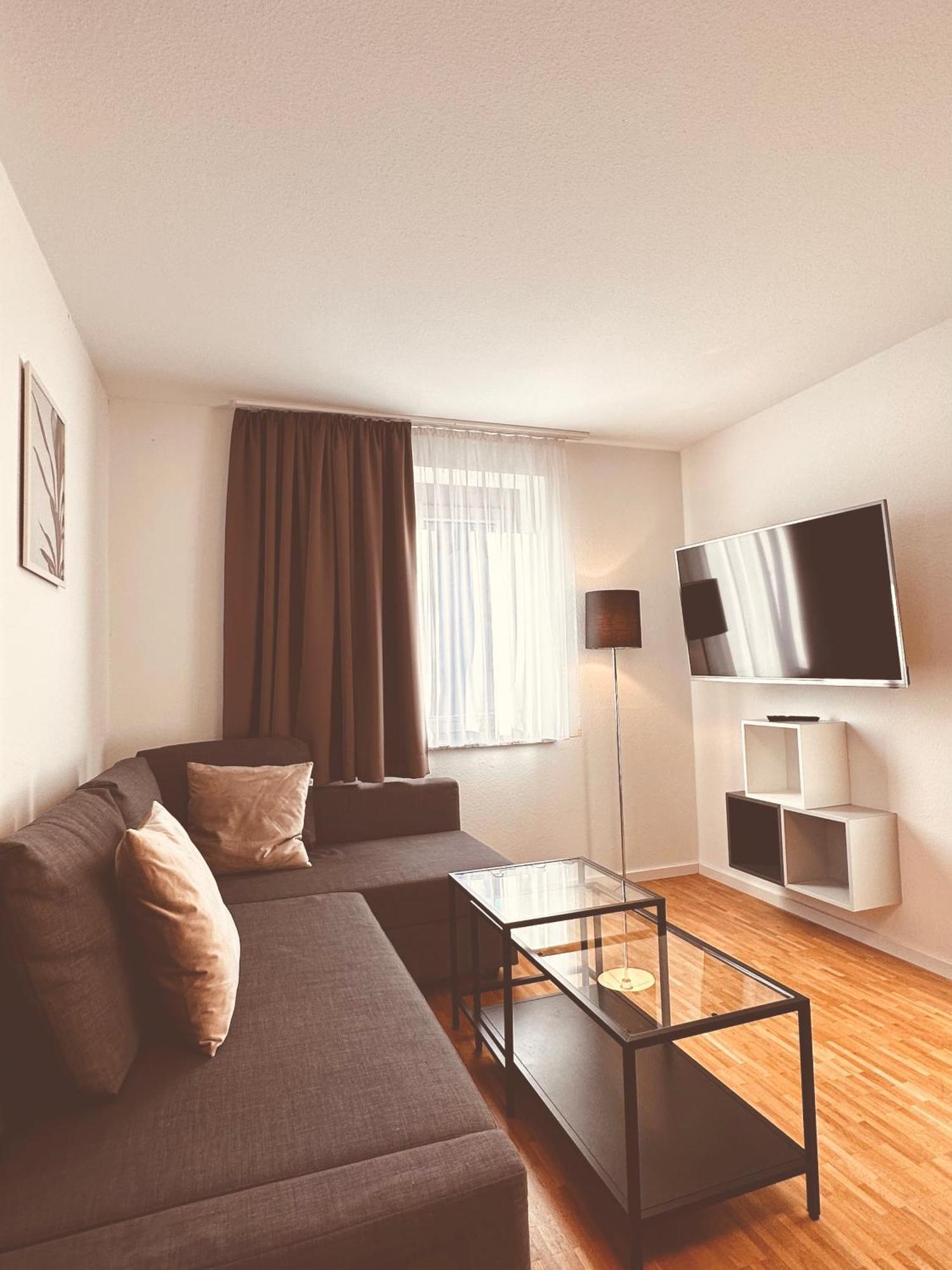 Stadthaus Neckarsulm Serviced Apartments - Stadthaus Schrade Экстерьер фото